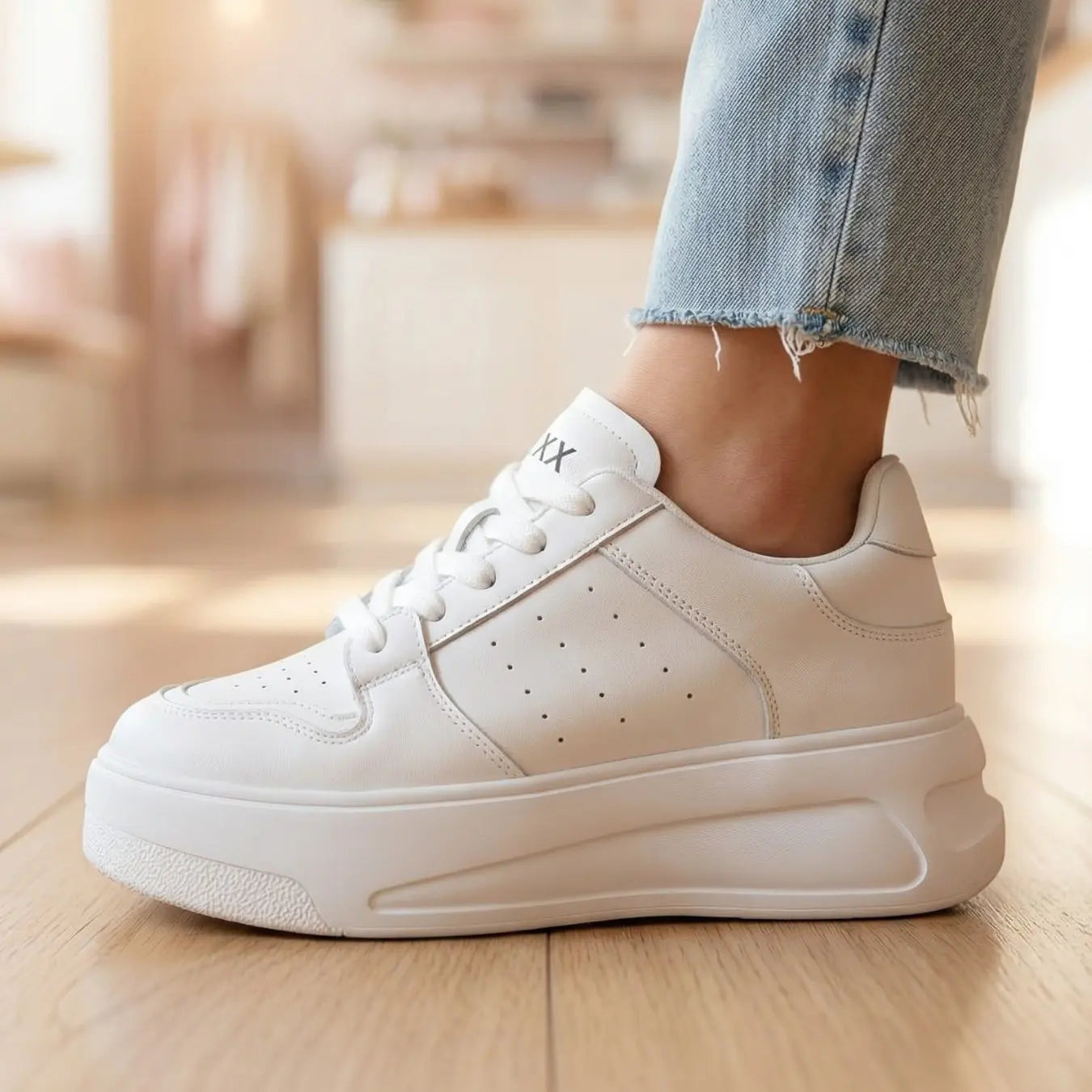 Aeris 9cm height increasing cowhide leather sneakers for women - Lucimora