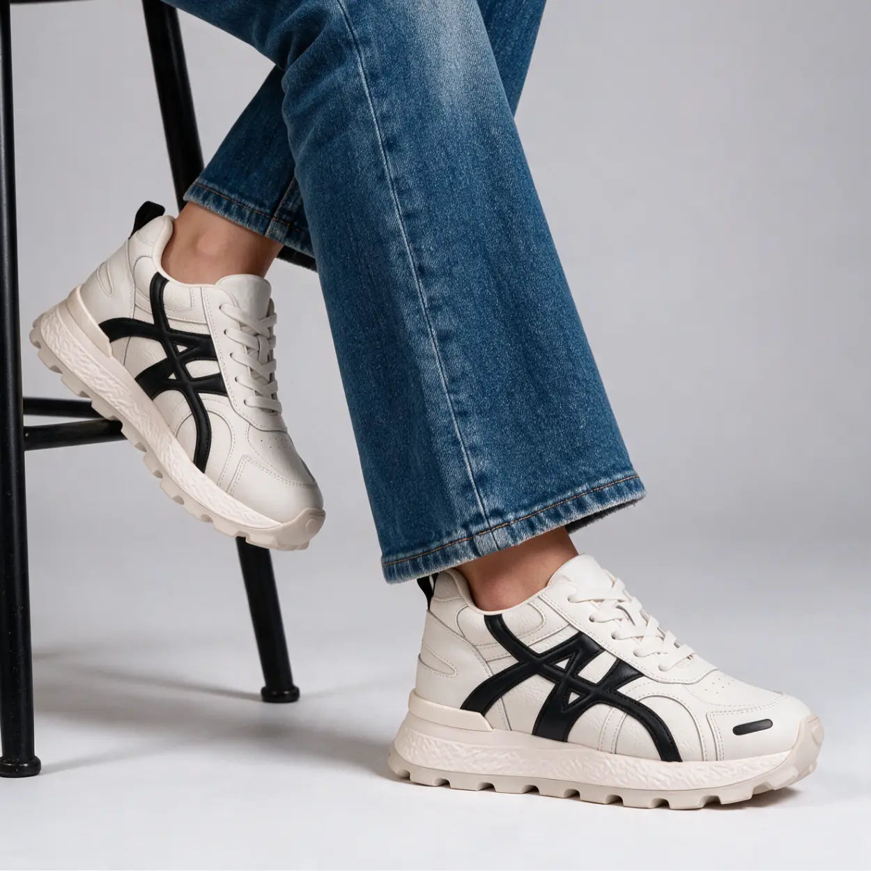 Axelle 9cm height increasing cowhide leather sneakers for women - Lucimora