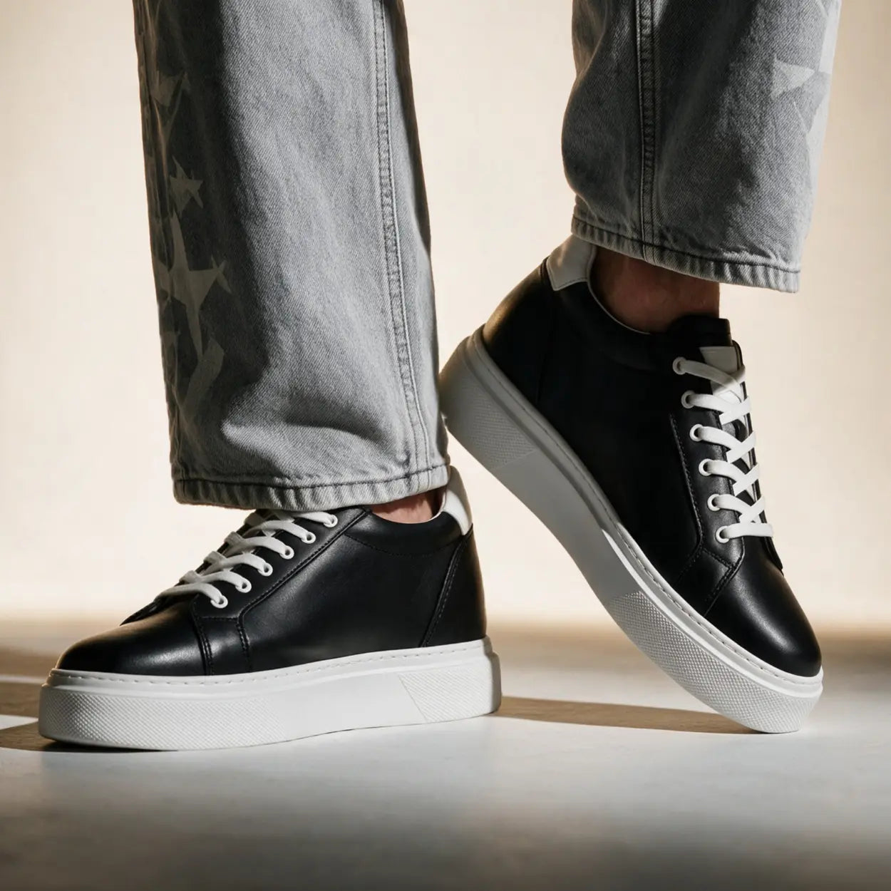 Corvin 8cm height increasing leather sneakers for men, black upper, white sole
