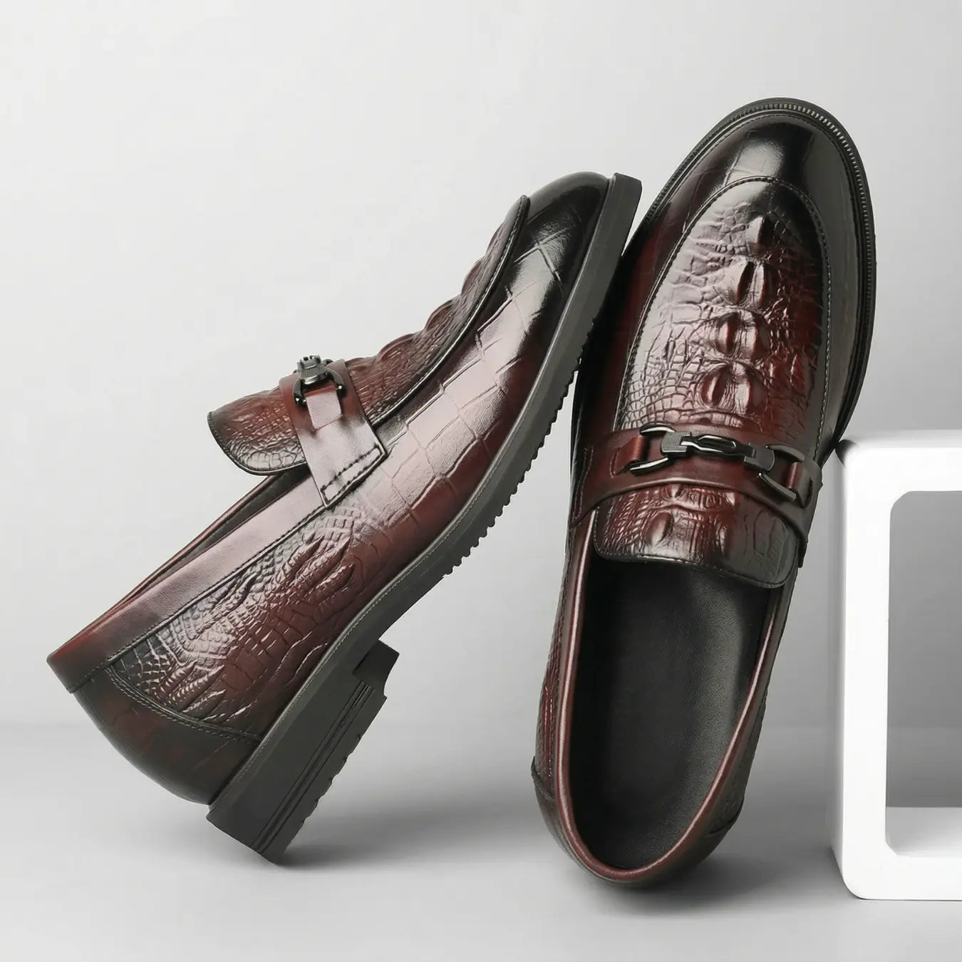 Crovano 7cm height increasing cowhide leather dress loafers for men with crocodile like texture - Lucimora