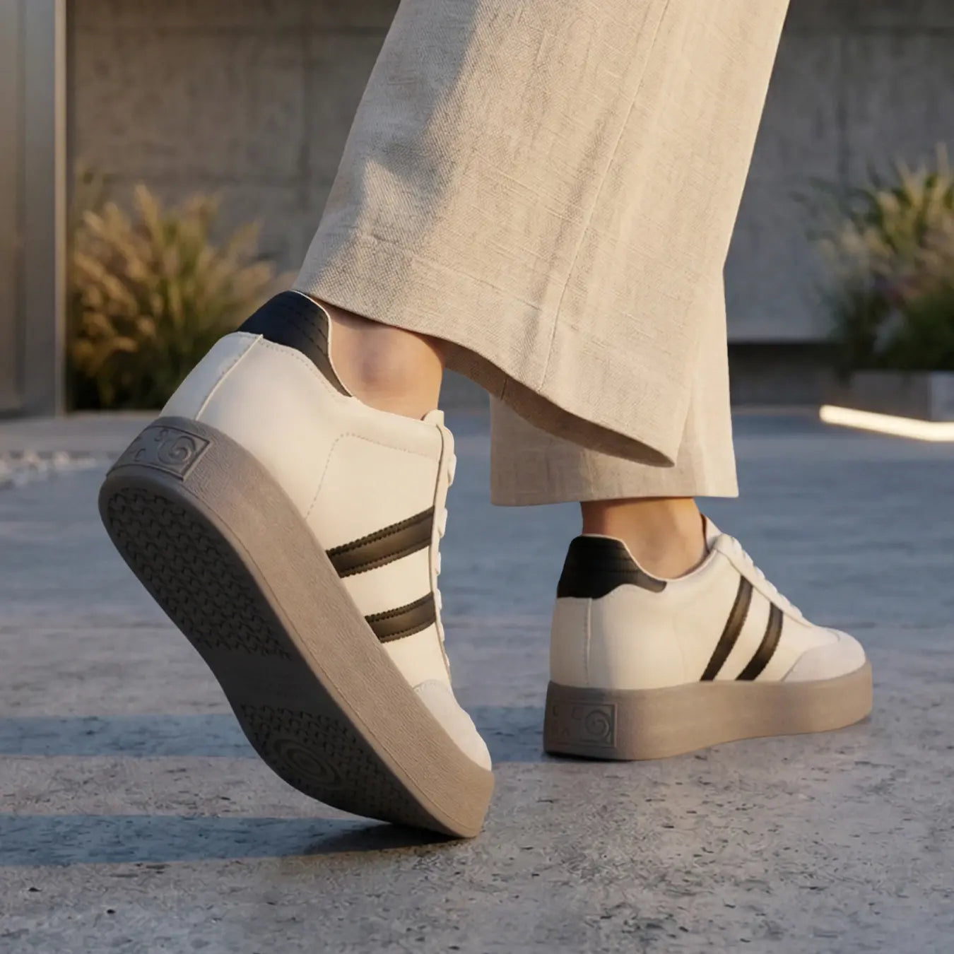 Lovet 7cm height increasing leather sneakers for women - Lucimora