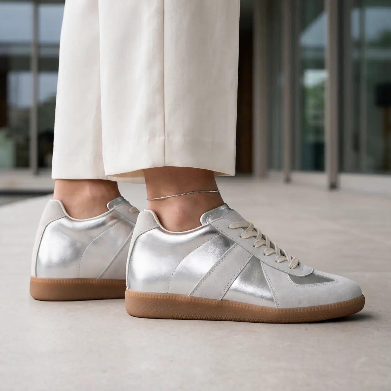 Riven 7cm height increasing leather sneakers for women - Lucimora