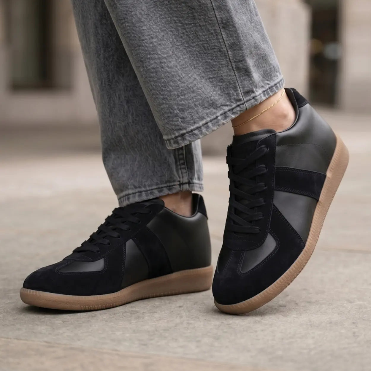 Riven 7cm height increasing leather sneakers for women - Lucimora