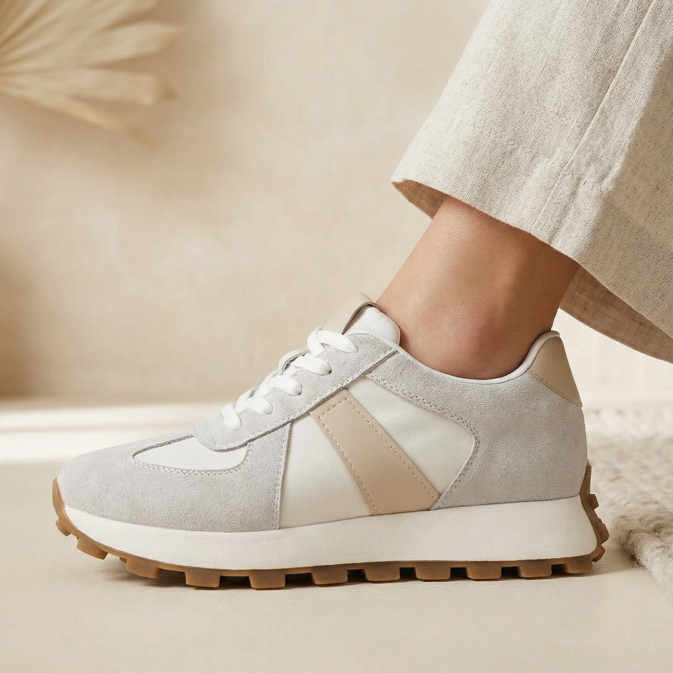 Sentry 9cm (3.5" inches) height increasing leather sneakers for women - lucimora